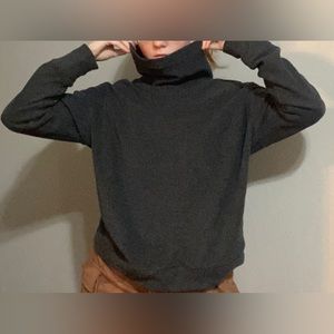 Old Navy Active Gray Turtleneck Sweater